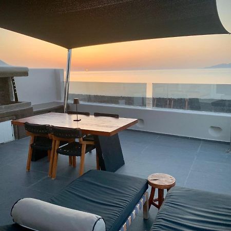 Incognito Beach Villa Santorini Καμάρι Εξωτερικό φωτογραφία